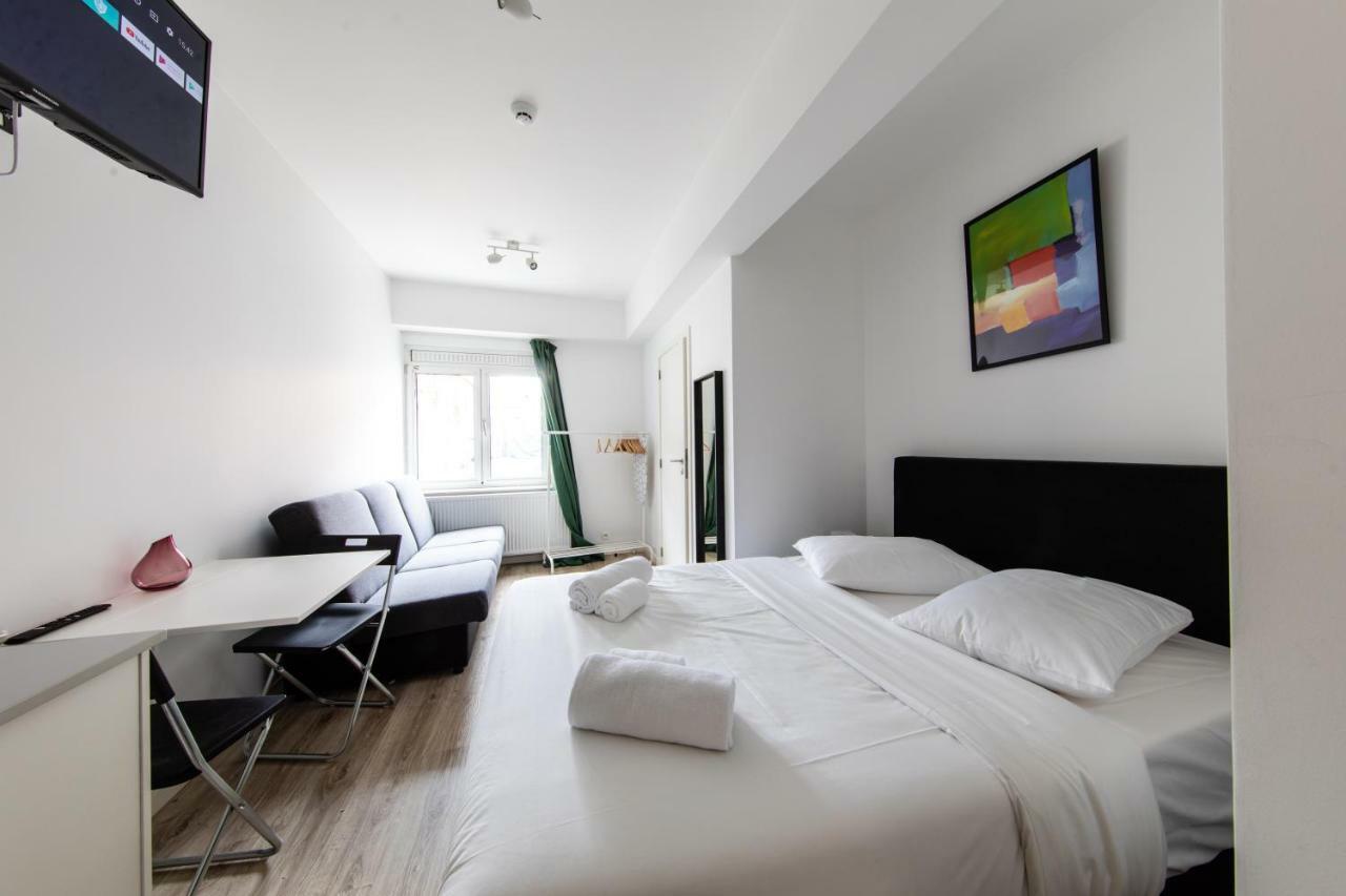 Flat In The Heart Of Antwerp Centrum Szoba fotó
